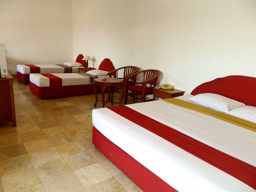 Hotel Ratna Kuta Lombok Exterior foto